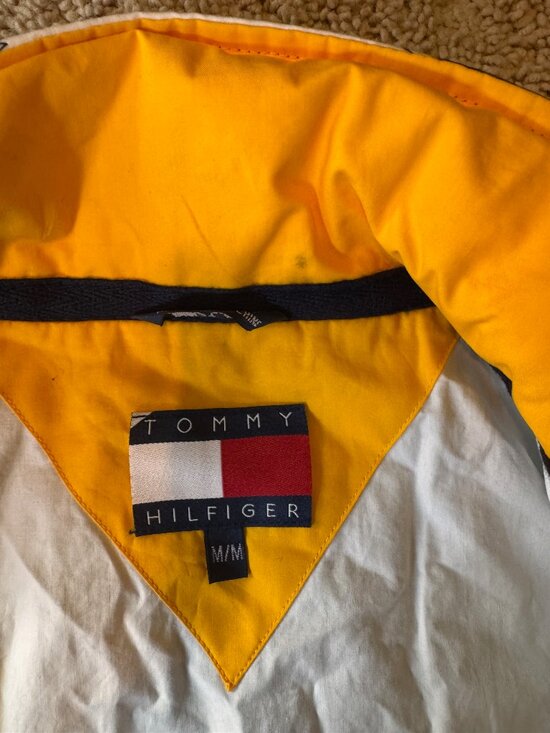 Women's Vintage (1990's) Tommy Hilfiger Coat/Jacket with Hood Excellent Cond. - Picture 2 of 3